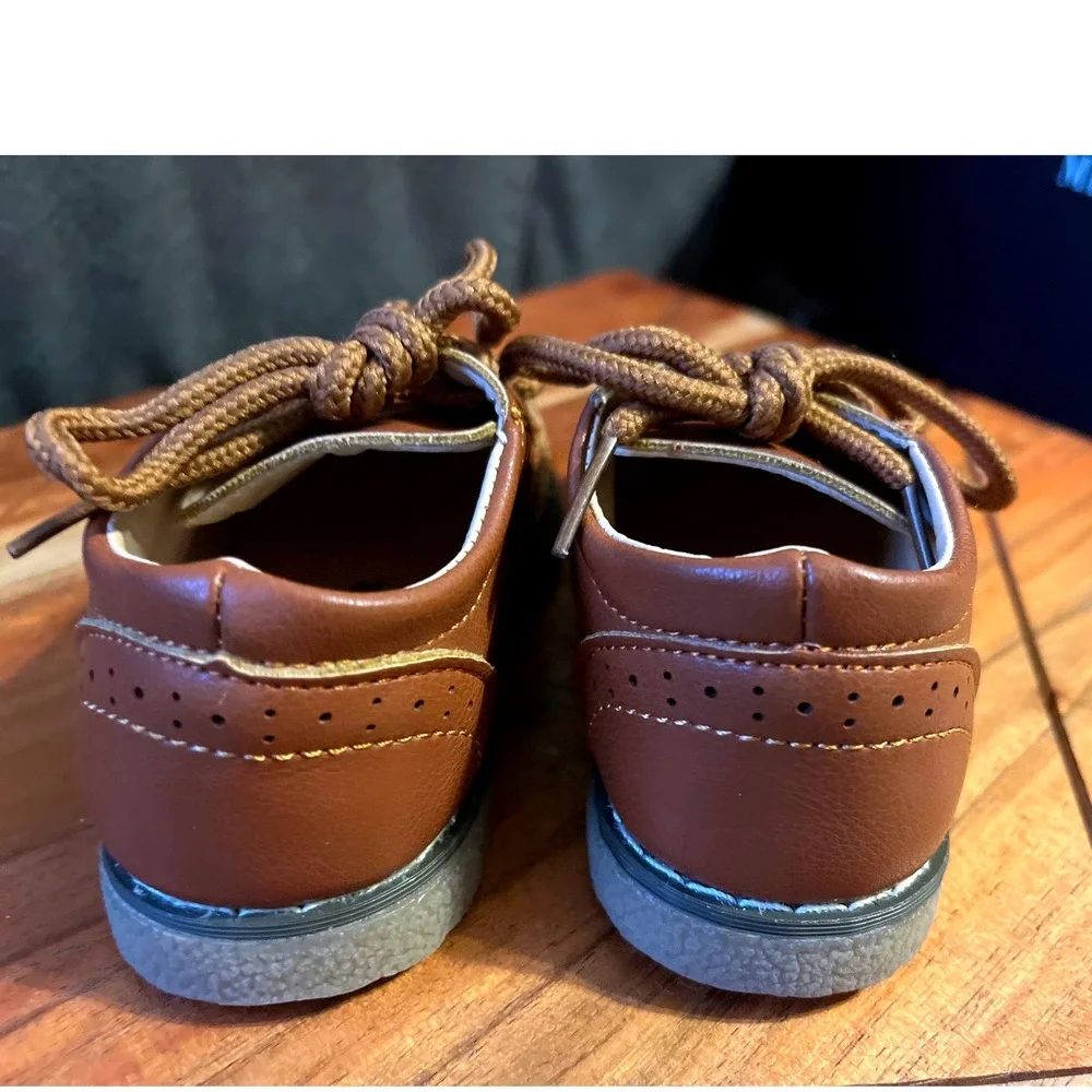 Meckior Kids Brown Leather Lace Up Wingtip Dress Shoes - Size 22 EU/US 6 Toddler